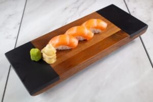 Salmon Sushi [3pc]